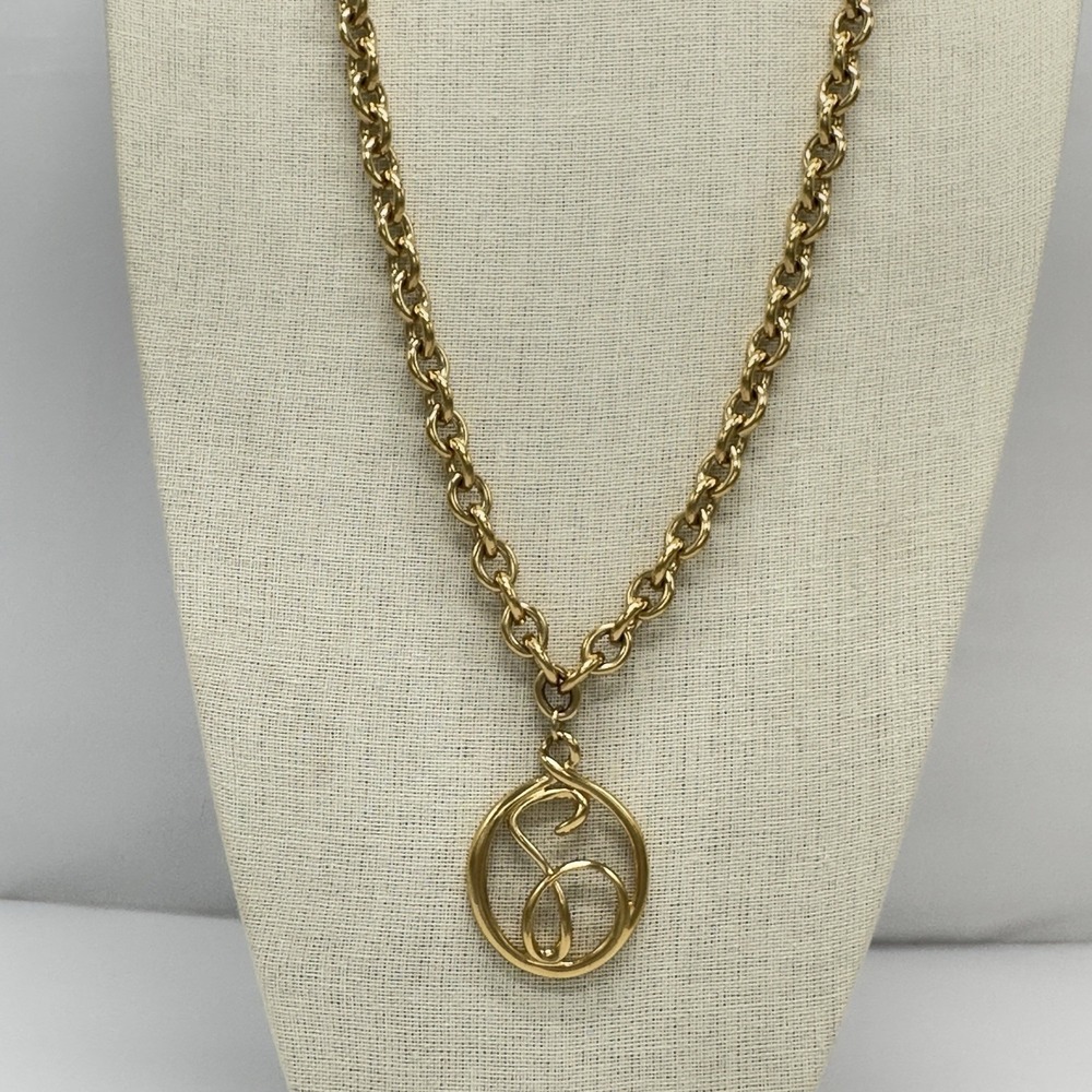 Vintage Givenchy Necklace Long Gold Tone Chain "G" Pendant Runway Modernist 70s - Picture 5 of 16